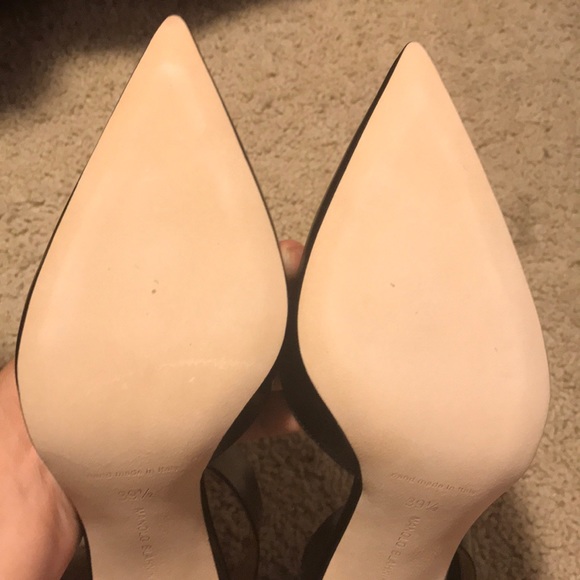 Manolo Blahnik Ollico ankle strap heel - Picture 7 of 15